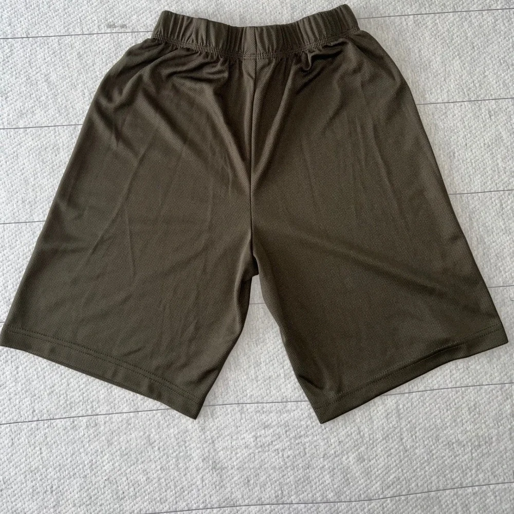 Nike 3 Brand Russell Wilson Boys Large Olive Green Athletic Shorts Kids L 12-13